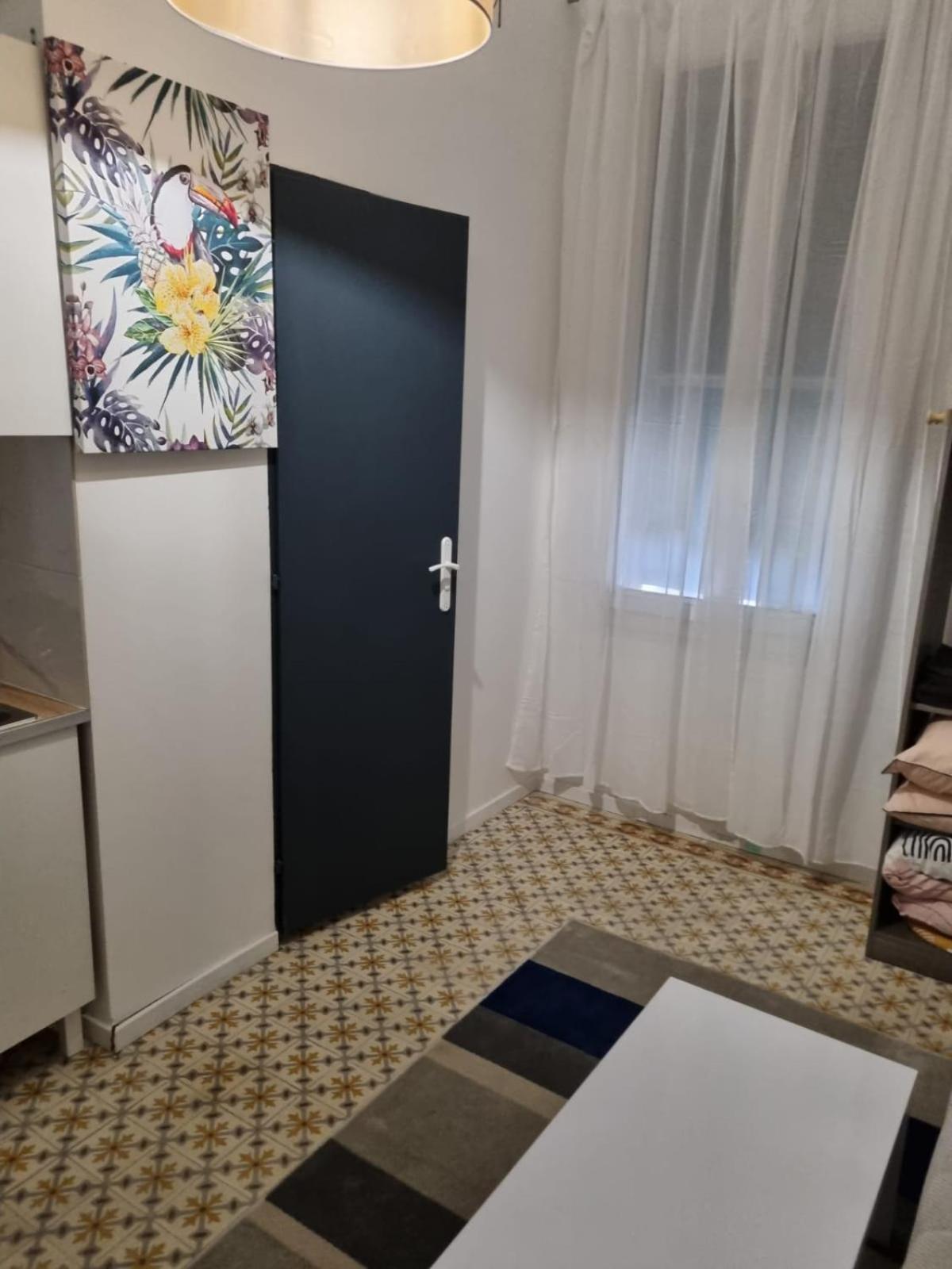 Les Saules - Avignon Studio Centre Ville Gare Δωμάτιο φωτογραφία